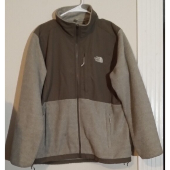 The North Face Jackets & Blazers - The North Face Women's Jacket Size XL, Green, Polartec, Full Zip, Nice, See Note